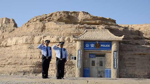 龙门客栈600图库与新澳门开将直播痛点解析,专家解读与落实路径 龙门客栈600图库与新澳门开将直播痛点解析,专家解读与落实路径